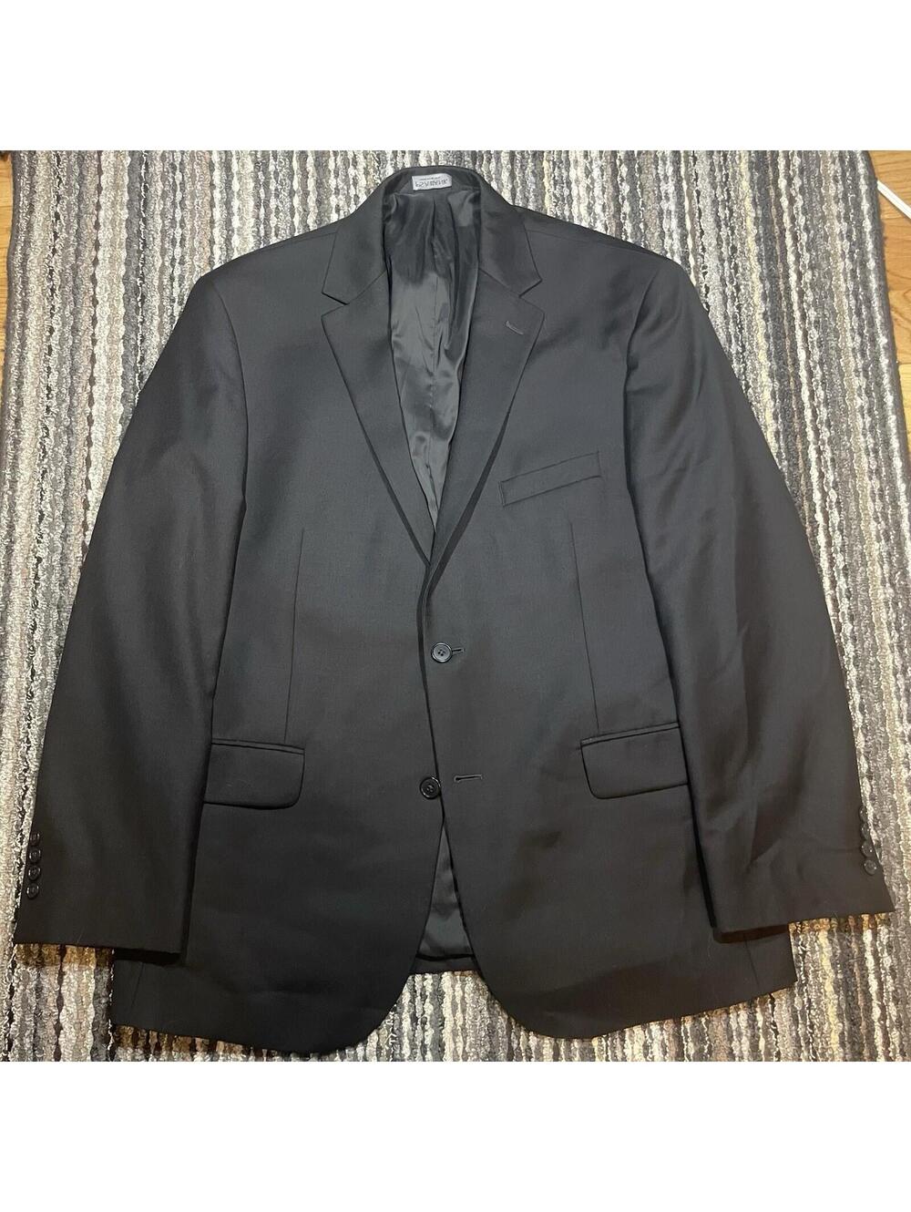 Jos A Bank Traveler Chelsea Blazer Mens 44R Black 100% Wool Tailored Fit